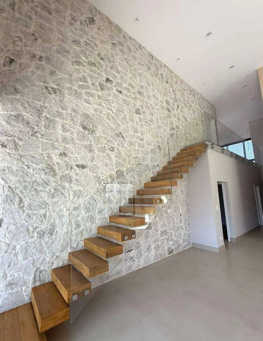Pedra Madeira — PS Pedras São Thomé